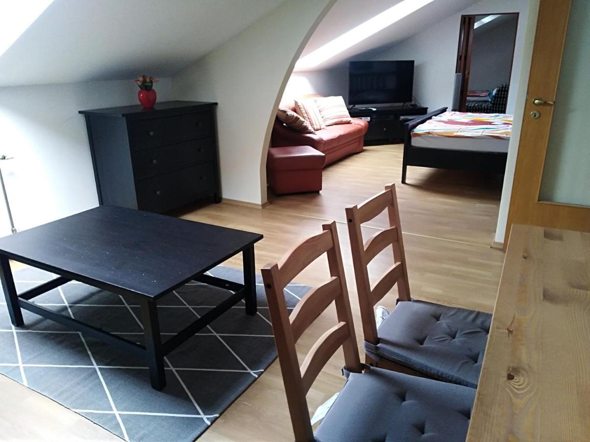 Loft Apartman Aparthotel Sárvár Exteriör bild